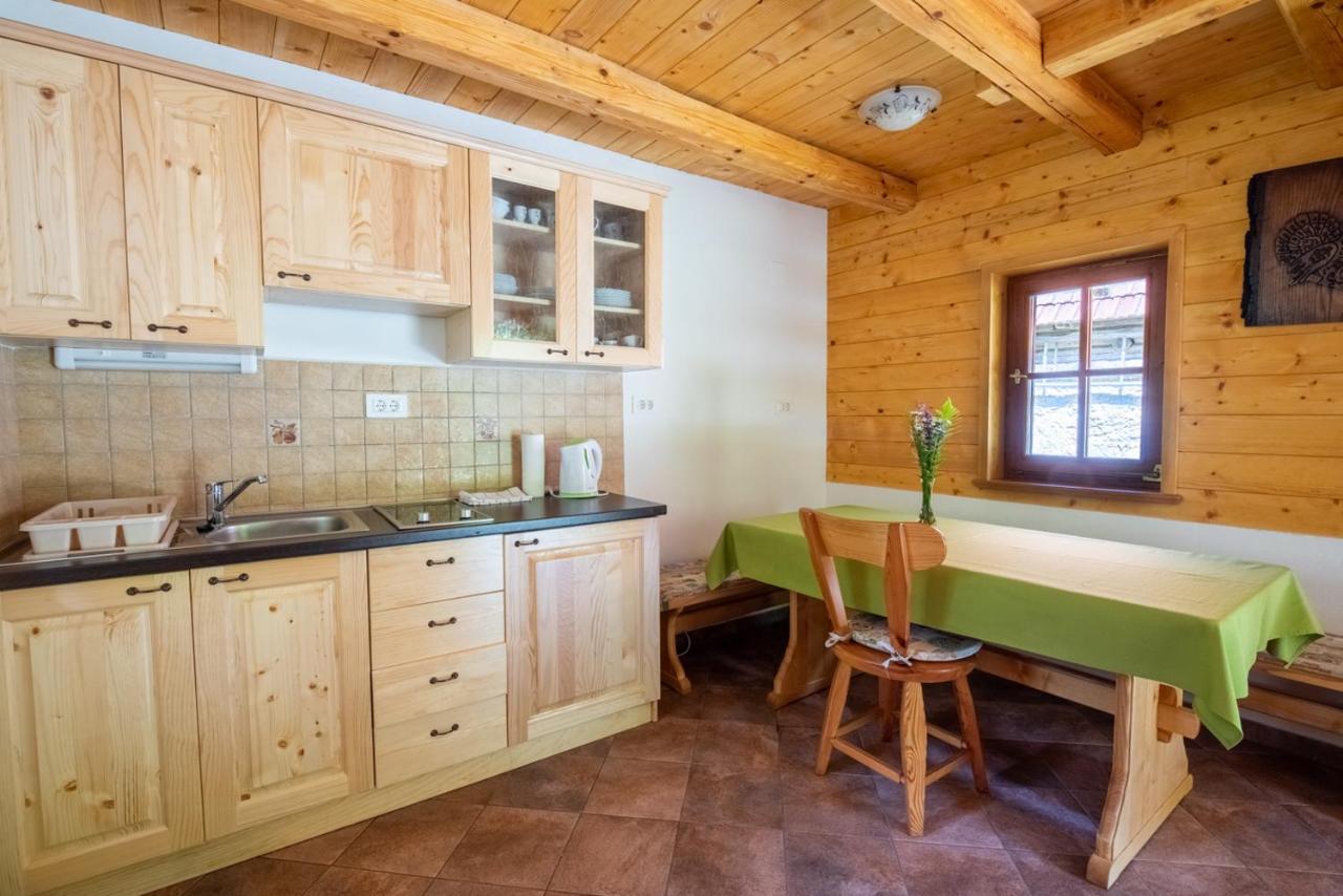 Cottages Kravanja トレンタ エクステリア 写真