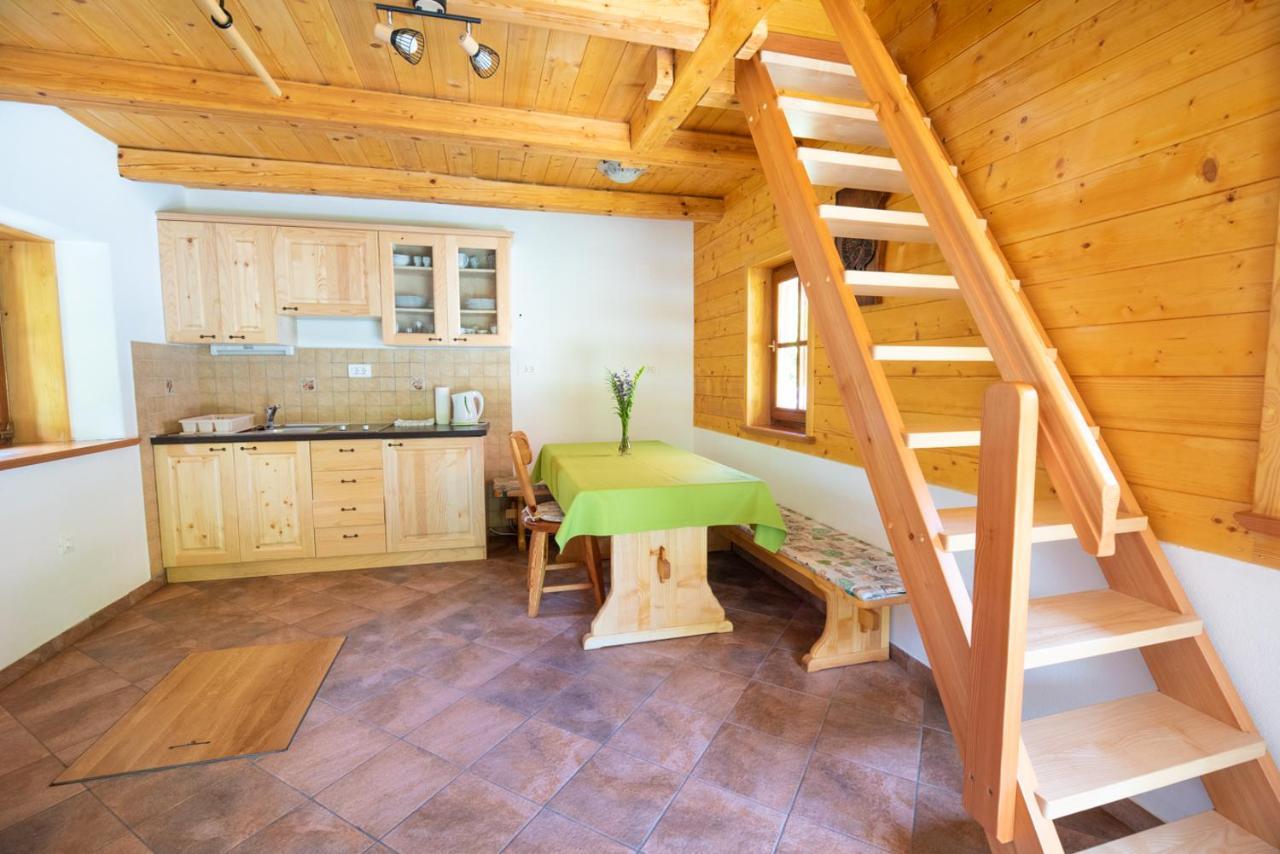 Cottages Kravanja トレンタ エクステリア 写真