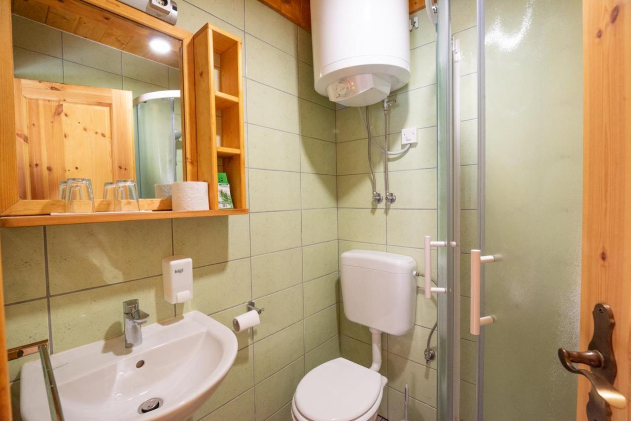 Cottages Kravanja トレンタ エクステリア 写真